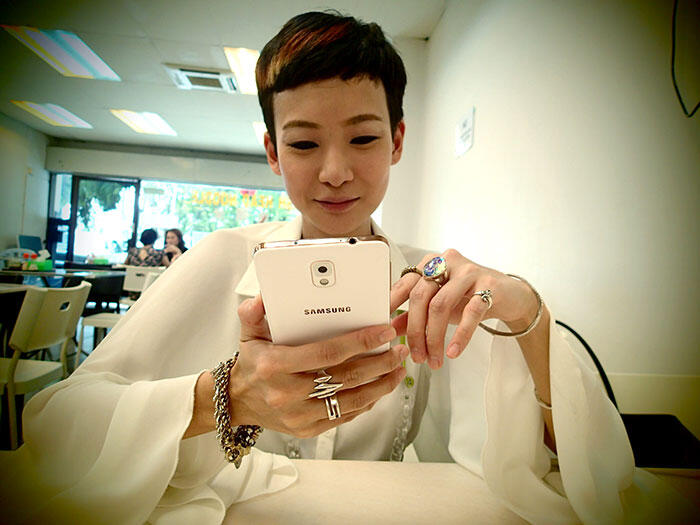 aa-samsung-galaxy-note-3-white-3