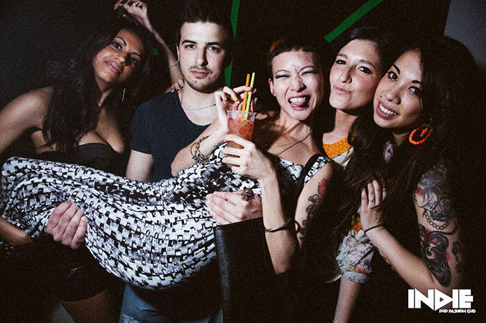 aaitaly-partying-1
