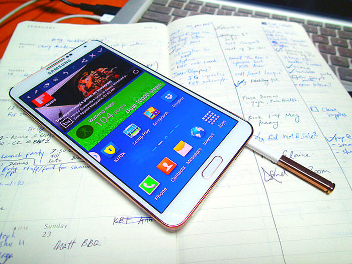 samsung-galaxy-note-3-white-9