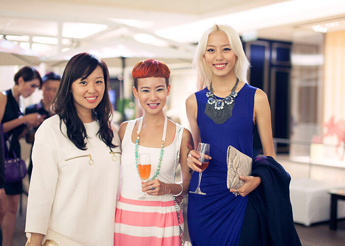 14-kinkybluefairy-harpers-bazaar-jetset
