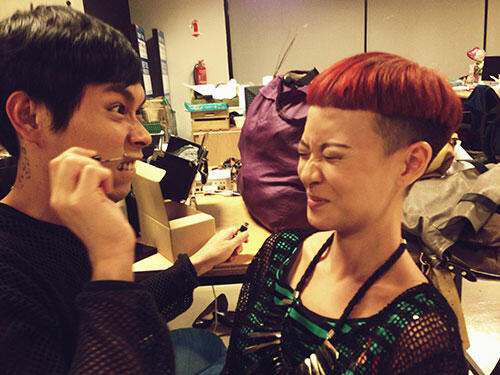 aa-tongue-in-chic-office-kate-photoshoot