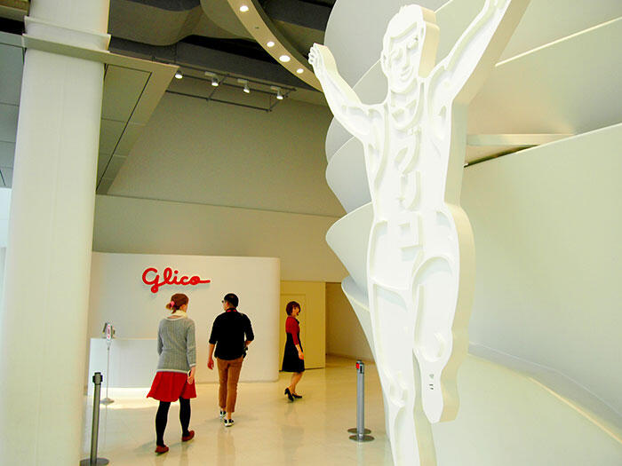 Pocky-Glico-Japan-Tokyo-9-factory
